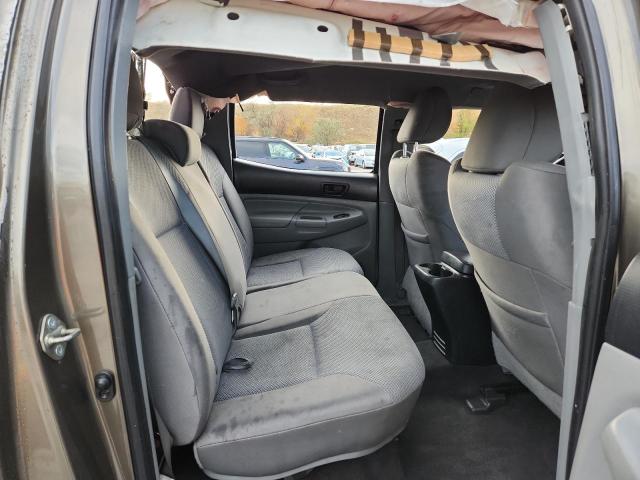 Фото 10 - TOYOTA TACOMA