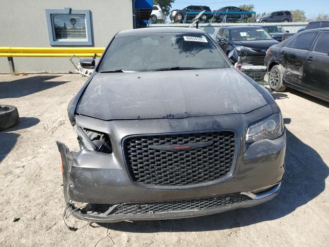 Фото 5 - CHRYSLER 300