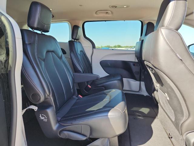 Фото 11 - CHRYSLER PACIFICA