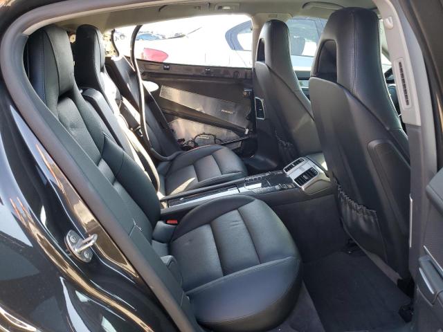 Фото 10 - PORSCHE PANAMERA