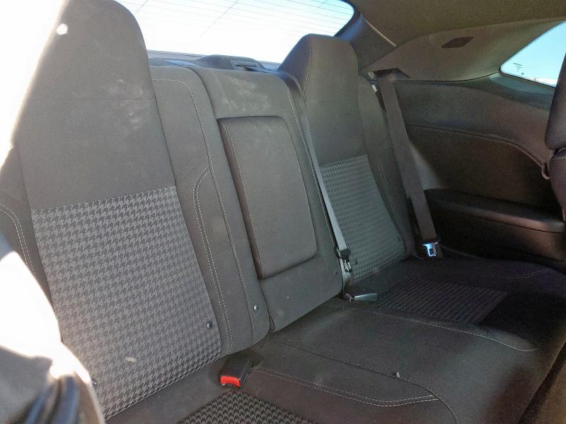 Фото 10 - DODGE CHALLENGER