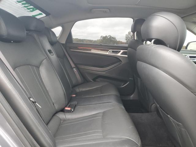 Фото 10 - HYUNDAI GENESIS