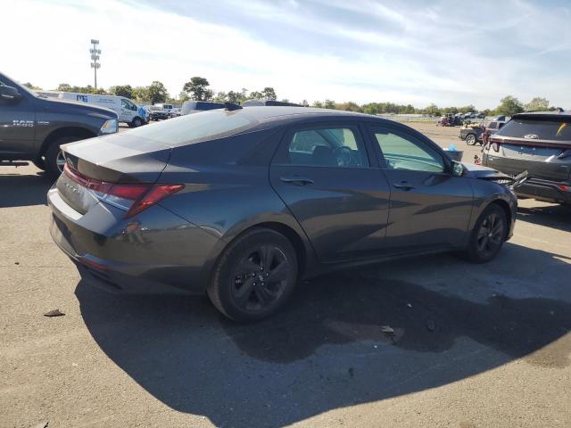 Фото 3 - HYUNDAI ELANTRA