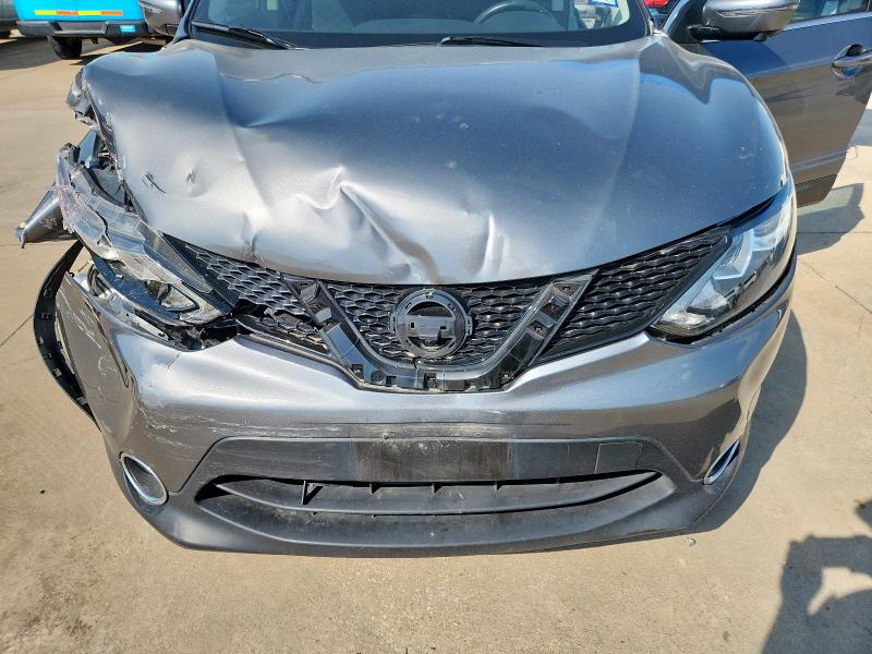 Фото 11 - NISSAN ROGUE