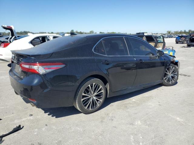 Фото 3 - TOYOTA CAMRY