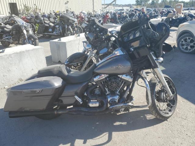 Фото 1 - HARLEY-DAVIDSON FL