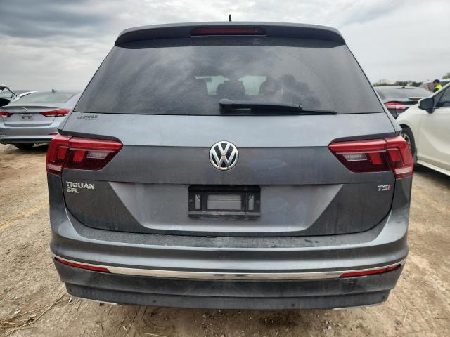 VOLKSWAGEN TIGUAN 2018 VIN 3VV5B7AX4JM132828