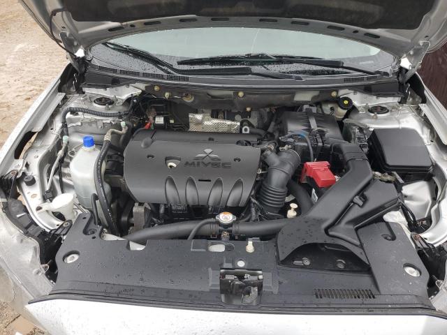 Фото 11 - MITSUBISHI LANCER