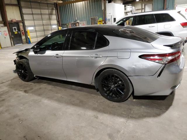 Фото 2 - TOYOTA CAMRY