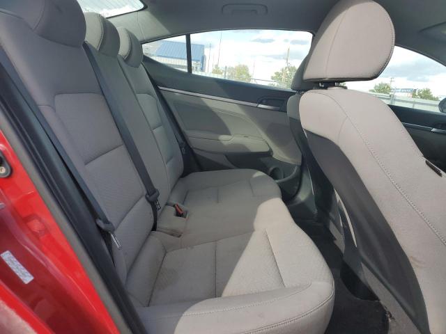 Фото 10 - HYUNDAI ELANTRA