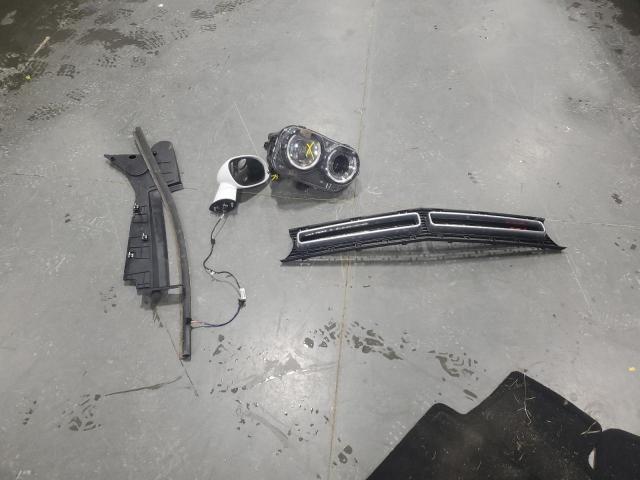 Фото 12 - DODGE CHALLENGER