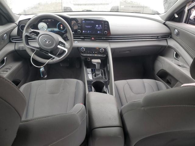 Фото 8 - HYUNDAI ELANTRA