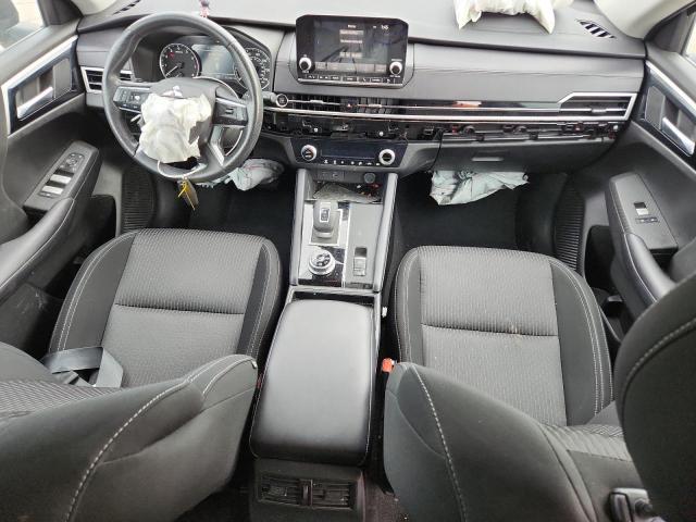 Фото 8 - MITSUBISHI OUTLANDER