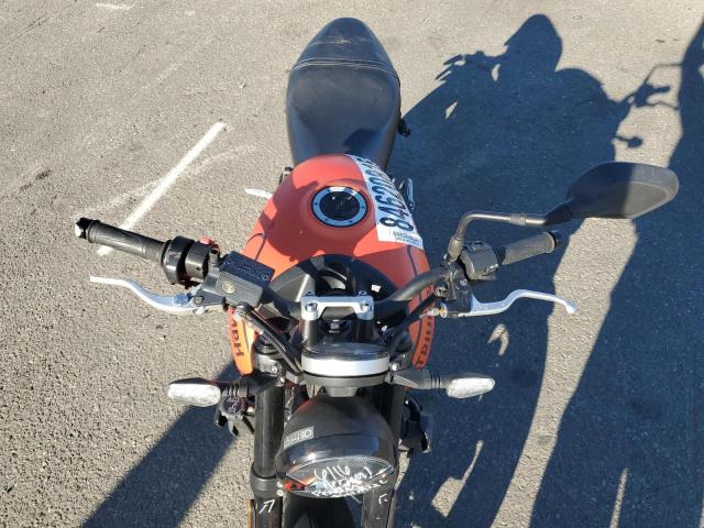 TRIUMPH TRIDENT 66 2023