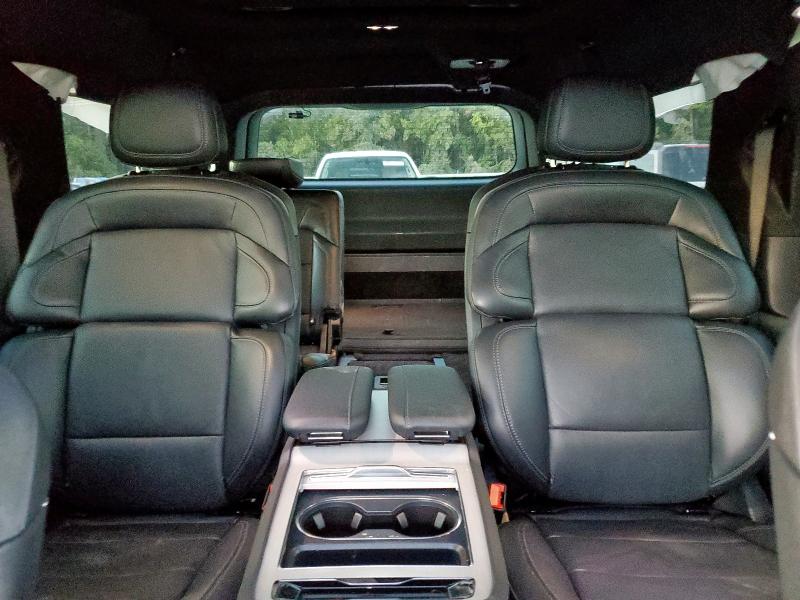 Фото 10 - LINCOLN NAVIGATOR