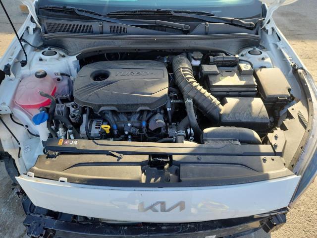 Фото 11 - KIA FORTE