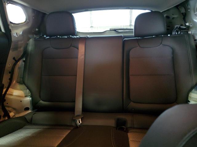 Фото 10 - CHEVROLET TRAX