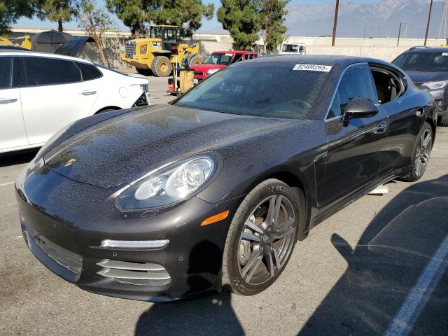 Фото 1 - PORSCHE PANAMERA