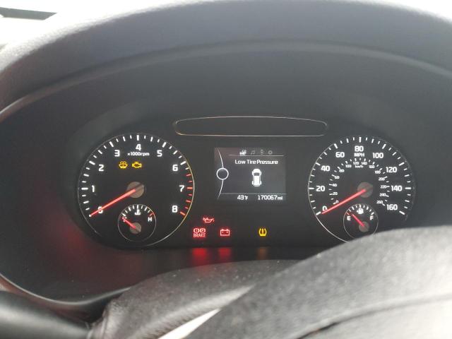 Фото 9 - KIA SORENTO