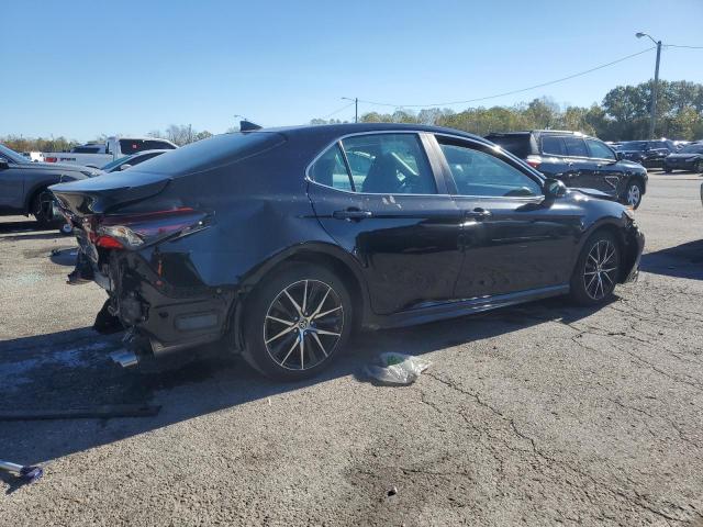 Фото 3 - TOYOTA CAMRY