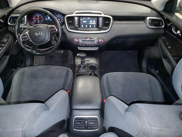 Фото 8 - KIA SORENTO