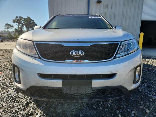Фото 5 - KIA SORENTO