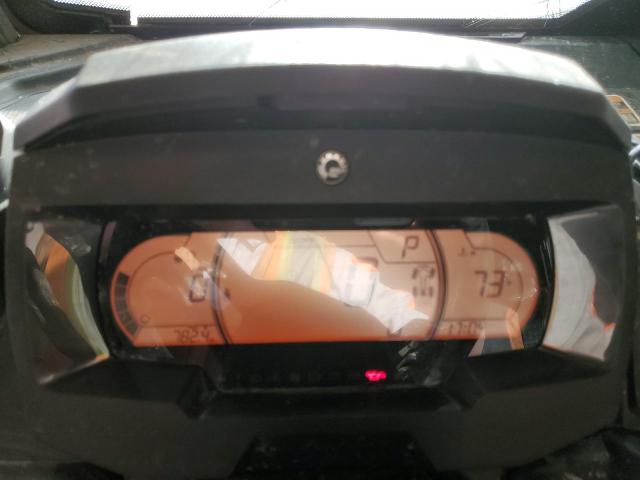 CAN-AM DEFENDER M 2024