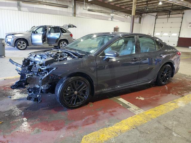 Фото 1 - TOYOTA CAMRY