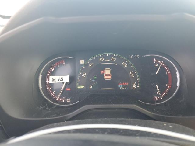 Фото 9 - TOYOTA RAV4