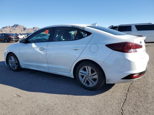 Фото 2 - HYUNDAI ELANTRA