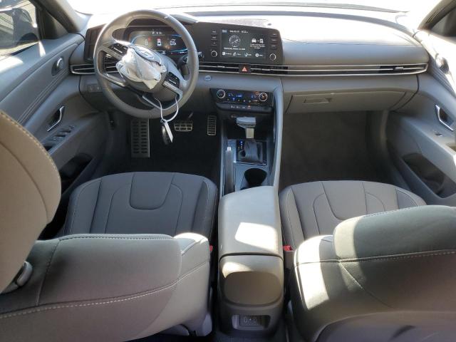 Фото 8 - HYUNDAI ELANTRA