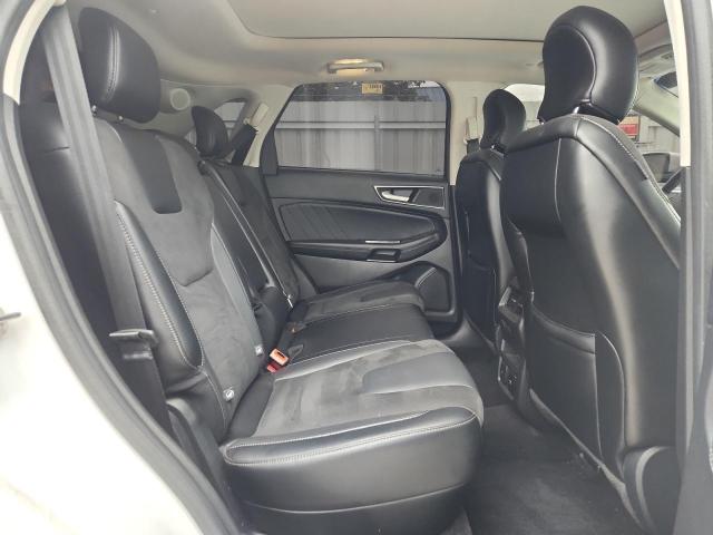 Фото 11 - FORD EDGE