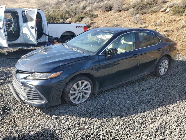 Фото 1 - TOYOTA CAMRY