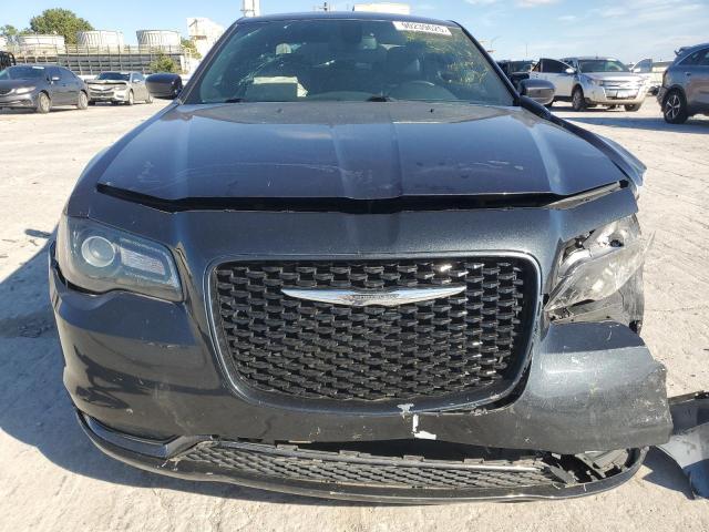 Фото 5 - CHRYSLER 300