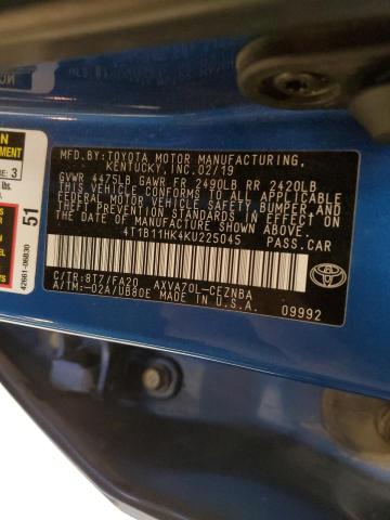 Фото 12 - TOYOTA CAMRY