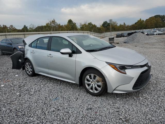 Фото 4 - TOYOTA COROLLA