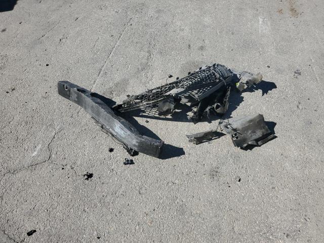 Фото 12 - LEXUS IS