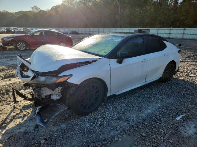 Фото 1 - TOYOTA CAMRY