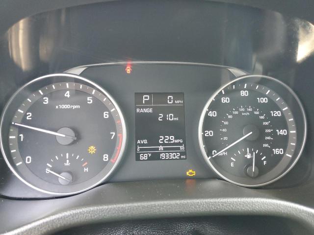 Фото 9 - HYUNDAI ELANTRA