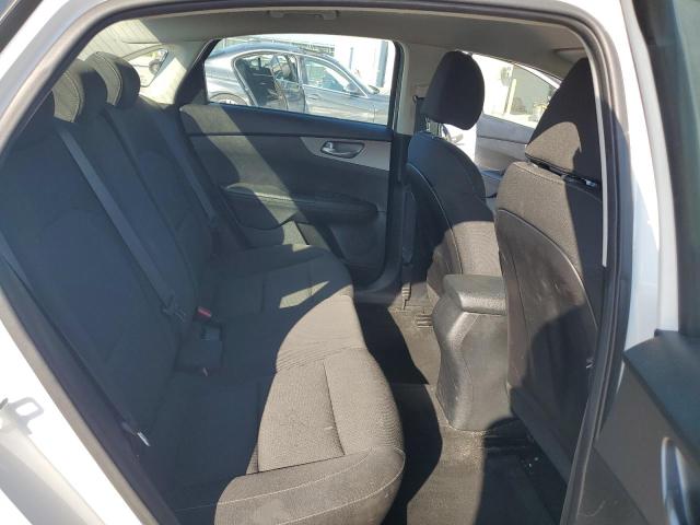 Фото 10 - KIA FORTE