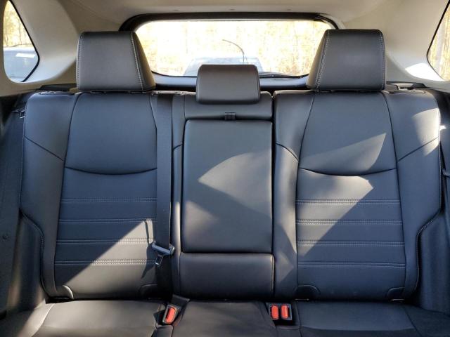 Фото 10 - TOYOTA RAV4