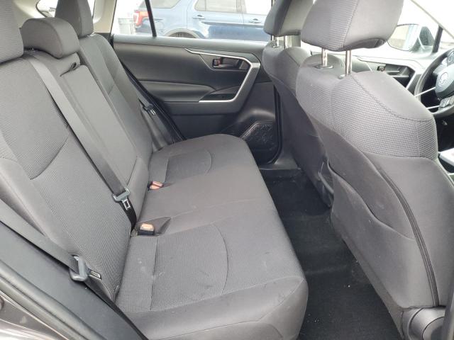 Фото 11 - TOYOTA RAV4