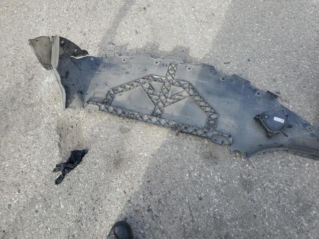 Фото 12 - TESLA MODEL 3