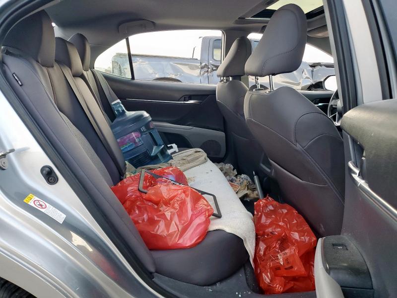 Фото 11 - TOYOTA CAMRY