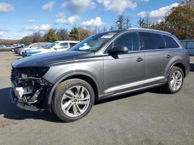 Фото 1 - AUDI Q7