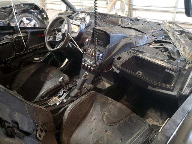 CAN-AM SIDEBYSIDE 2023