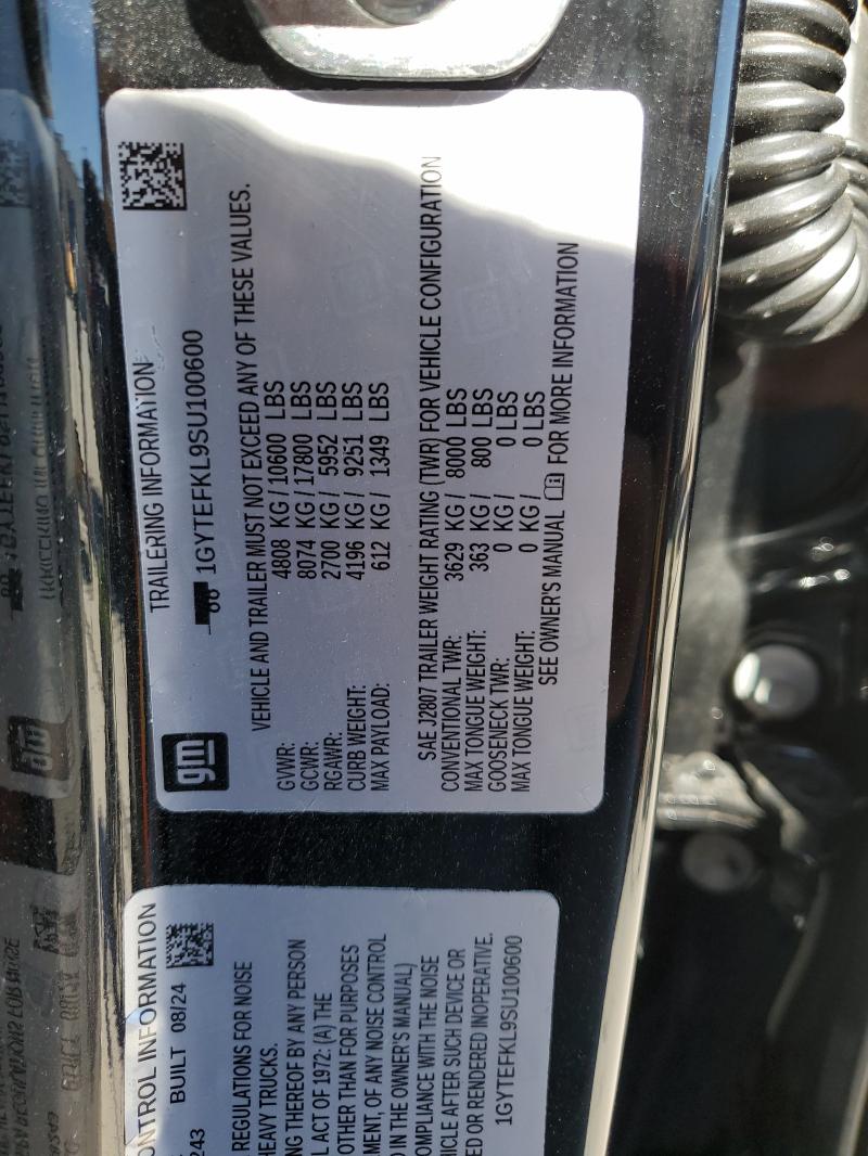 Фото 14 - CADILLAC ESCALADE I