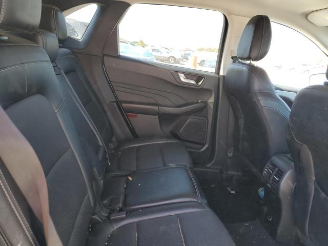 Фото 10 - FORD ESCAPE