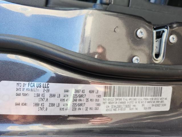 Фото 13 - JEEP COMPASS