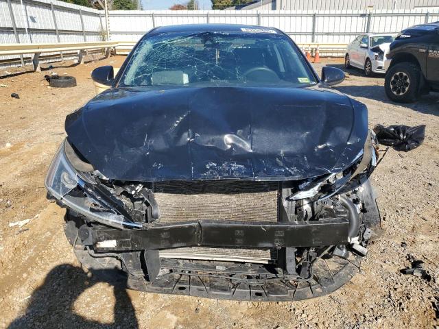 Фото 5 - HYUNDAI ELANTRA